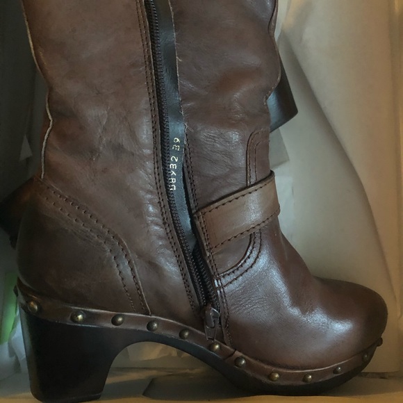 🤎 Beautiful Brown, Fur-lined, SpringStep Boots 🤎 - Picture 12 of 15